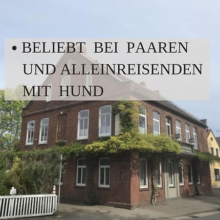 Haus Krabbe, Apartment 10, Naehe Bremerhaven, Fuer 1-2 Personen, 2 Schlafzimmer, Einzelbetten, Zweite Etage, Zentral Gelegen, Bis Zu 2 Hunden Kostenfrei Willkommen Времен Экстерьер фото